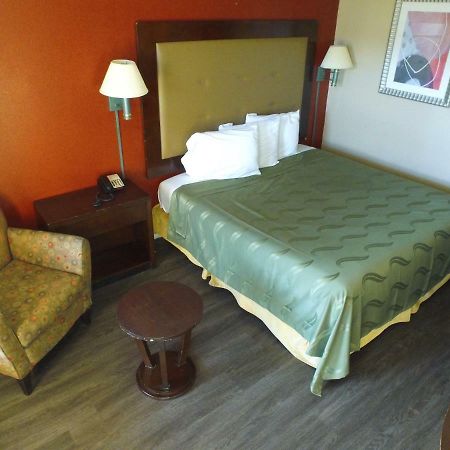 Cross Road Motel Trenton Екстериор снимка